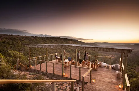 iSanti Big-5 Game Reserve and Magic Hills Private Collection auf einer Fläche von unglaublichen 167 Quadratkilometern in Südafrika! - Champagne viewing deck (16812)