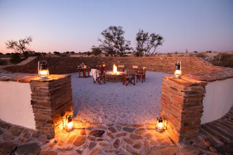 iSanti Big-5 Game Reserve and Magic Hills Private Collection auf einer Fläche von unglaublichen 167 Quadratkilometern in Südafrika! - Boma at Elsa_s farmhouse (16810)
