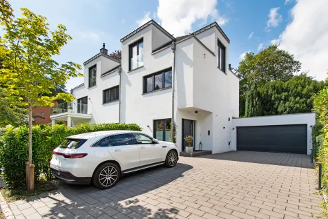 Design, Licht, Präzision – Ihr neues Signature Home in Blankenese - Bild (17849)