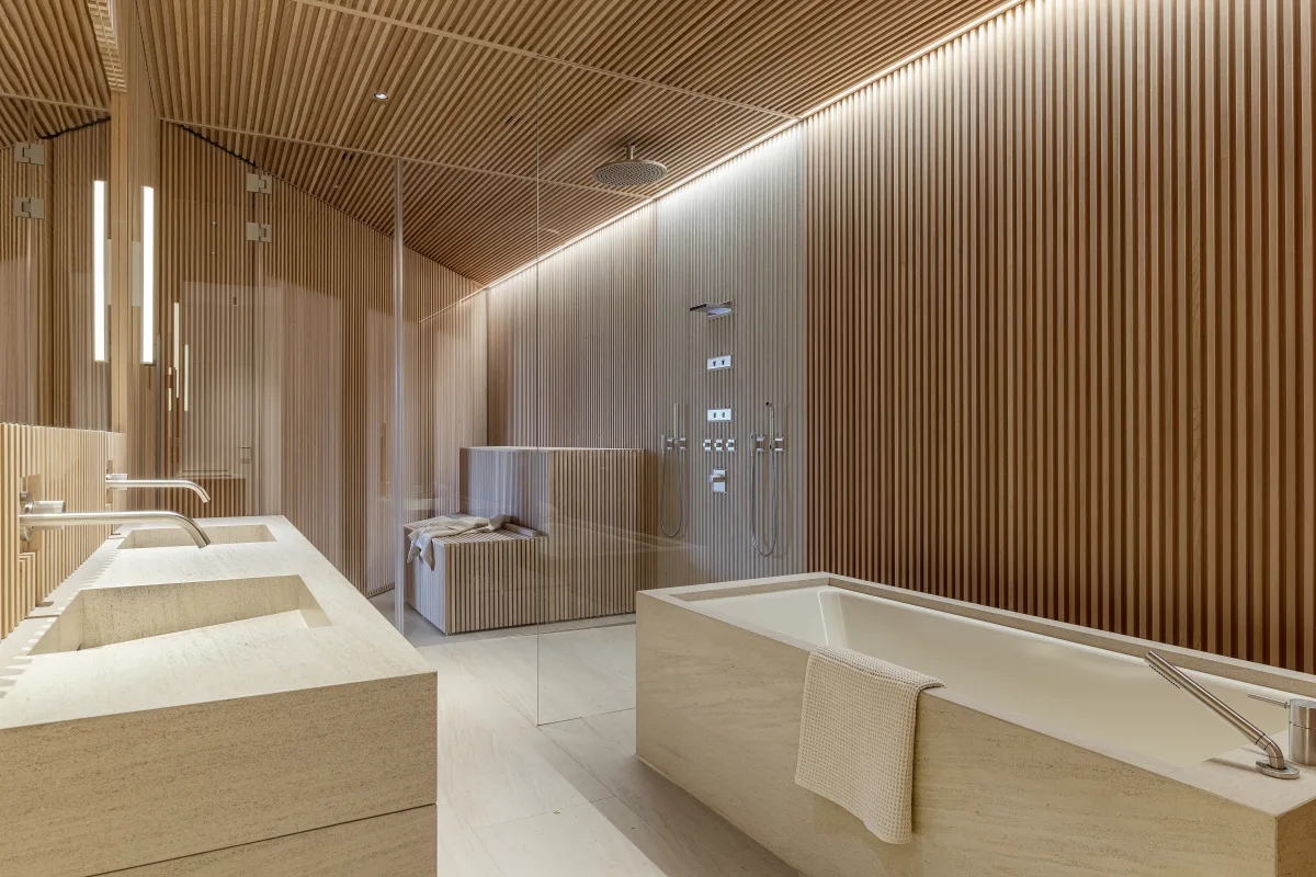 Master-Bathroom