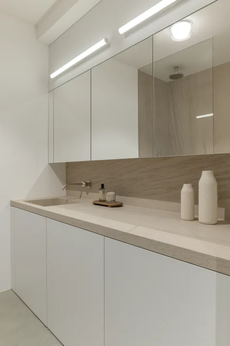Historischer Charme mit modernem Loft-Design – entworfen von Sigurd Larsen - Guest-Bathroom (18563)