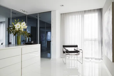 M84 – Exquisites Penthouse-Loft mit New York Flair - Dressing Room (18542)