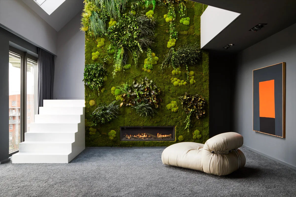 Lounge Area with Fireplace