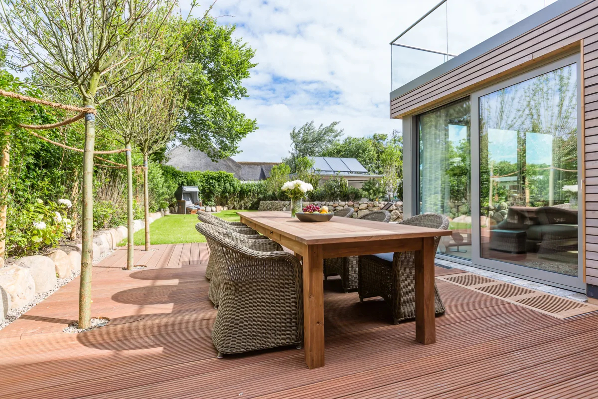 Terrasse & Garten