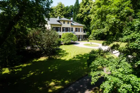 Das Herrenhaus Ballin – zeitlose Eleganz inmitten historischer Parklandschaft - Bild (18709)
