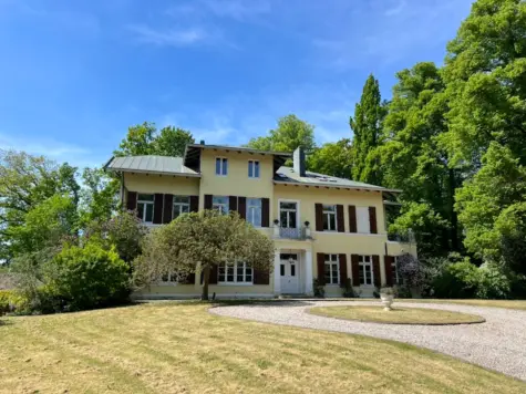 Das Herrenhaus Ballin – zeitlose Eleganz inmitten historischer Parklandschaft - Bild (18706)
