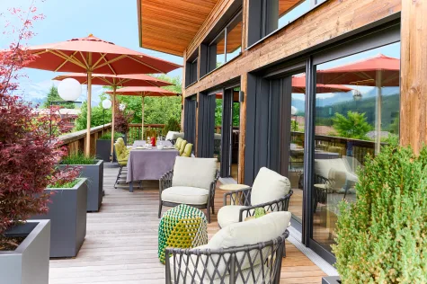 Traumhaftes Wohnen: Erleben Sie die Villa FOREVER in Kitzbühel - Terrasse (16243)