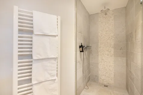 Großzügige Ferienwohnung im Apartmenthotel am Leuchtturm – Apartment 17 - Bild (17453)