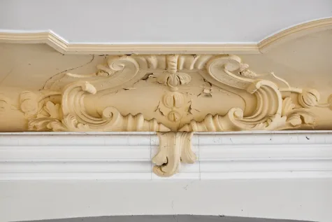 Imposantes Barockschloss Seußlitz zwischen Dresden & Meißen – Investitionsprojekt / Denkmalschutz AfA - Original Stuckverzierungen Schloß Seußlitz (18490)
