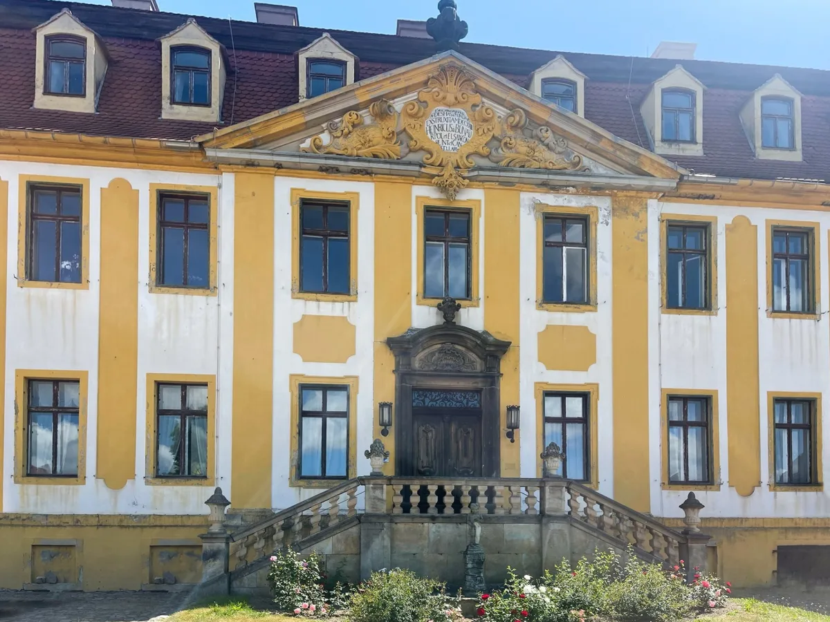 Eingang mit Empore Schloß Seußlitz